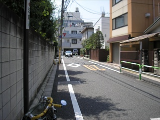 伝通院へ8